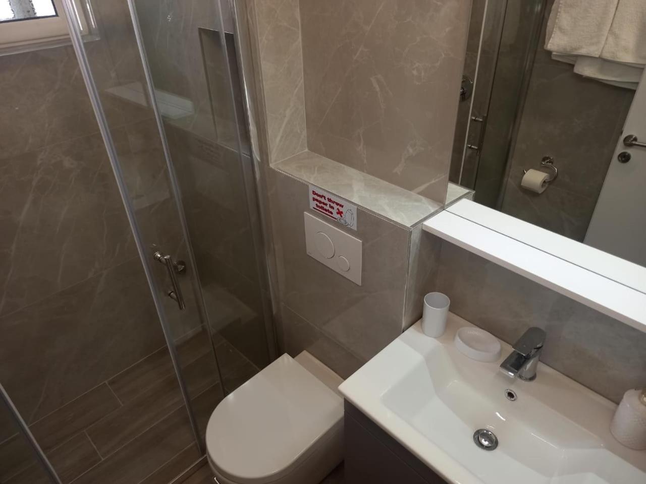 Kosta Appartement *