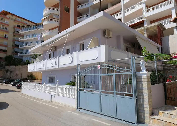 Kosta Apartments